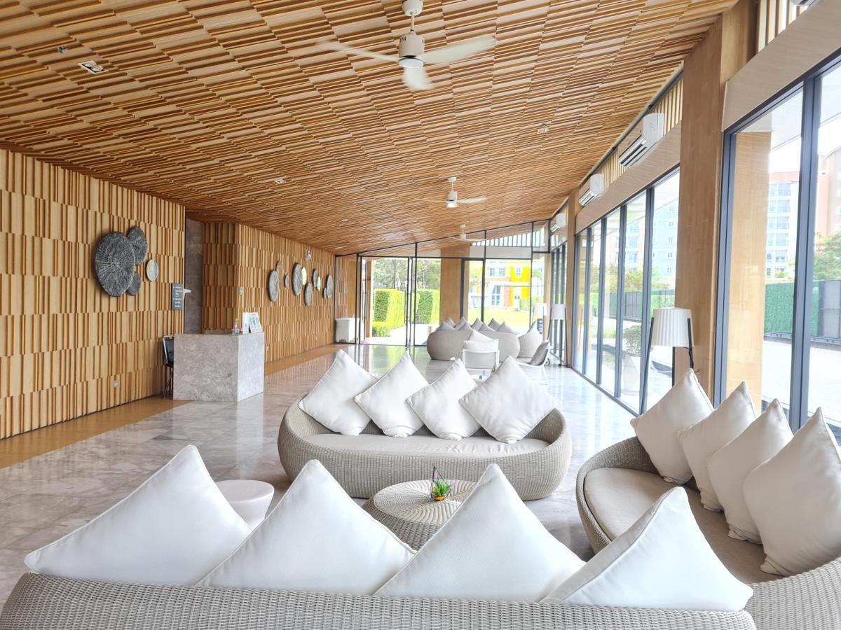 Veranda Residence Pattaya By Sea Jomtien Beach Exterior foto
