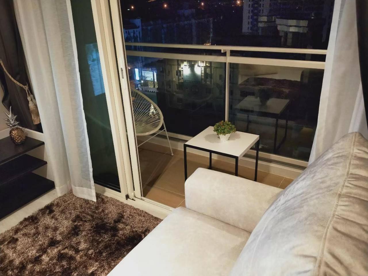 Veranda Residence Pattaya By Sea Jomtien Beach Zimmer foto